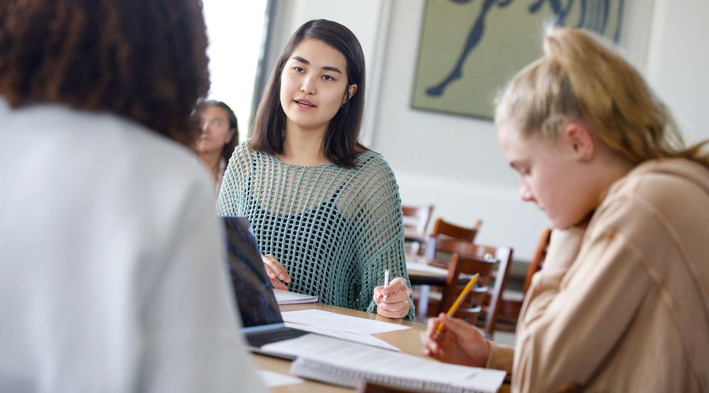 Students take part in a class discussion